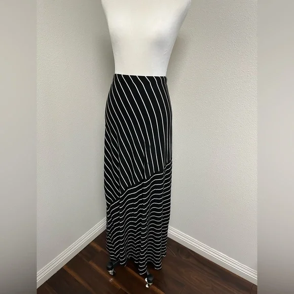 Matty M Skirts Matty M Maxi Skirt Poshmark